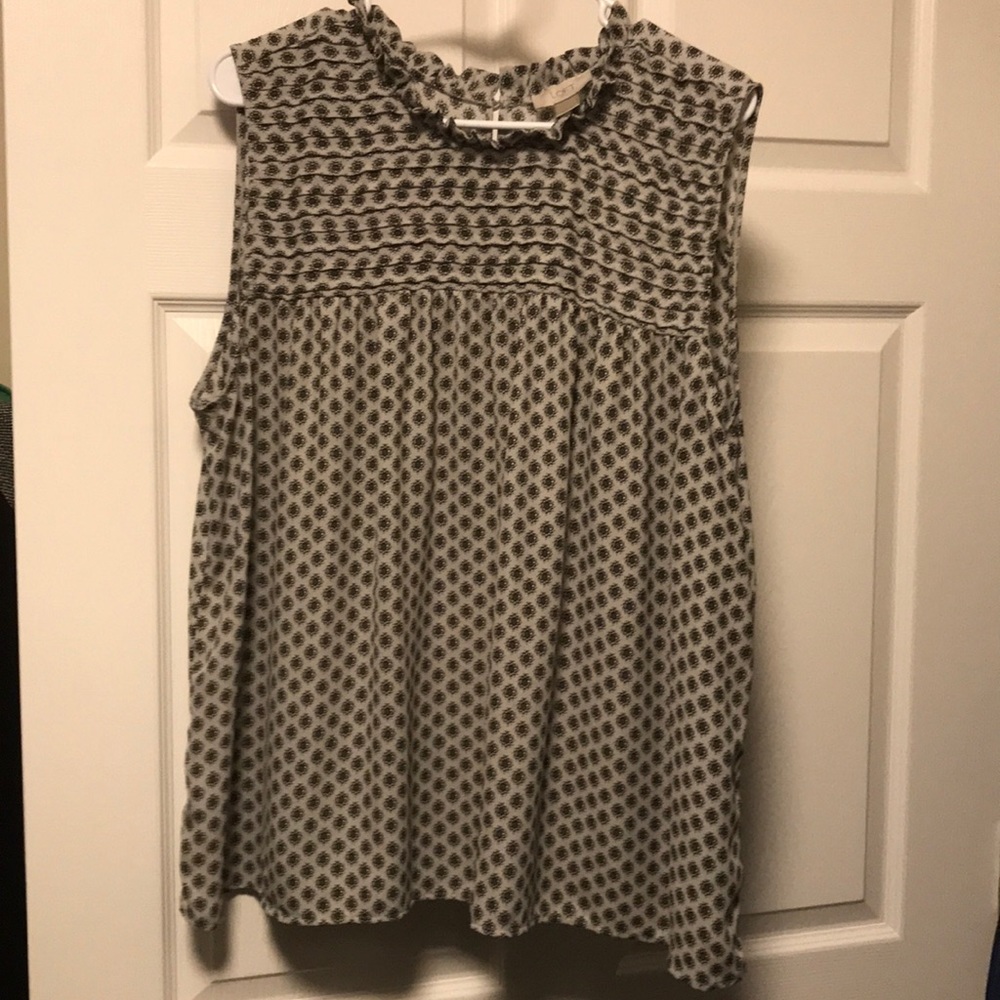 Loft sleeveless blouse